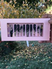 2026 Gothic charm meticulously crafted wearable nails, Valentine's Day long square press-on false nail set, hand-made false nail pieces (size: M)