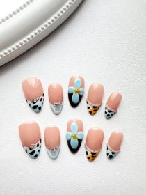 2026 Gothic Charm Press-on Nails, Valentine's Day Short Almond-shaped Press-on False Nails Set. Handmade False Nail Tips (size: L)